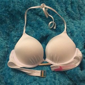 Bombshell Victoria secret bikini top